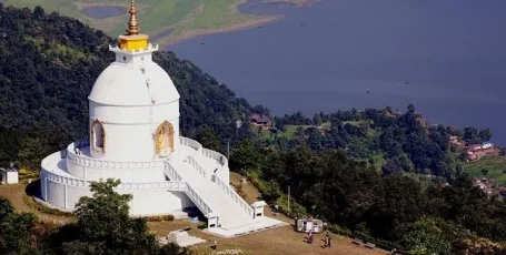 カトマンズ・チトワン・ポカラツアーパッケージ